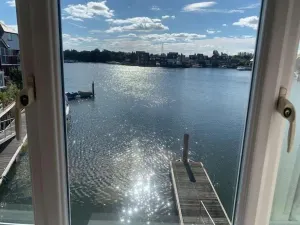 Image of Waterside 4BR on Abingdon Marina Access Oxford