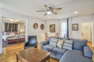 Image of 1BR Quiet Neighborhood & Nearby Parks