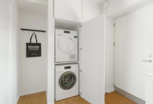 Image of Beautiful studio w balcony