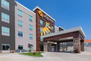 Image of La Quinta Inn & Suites by Wyndham Jackson-Cape Girardeau