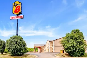 Image of Super 8 by Wyndham Forrest City AR