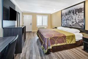 Image of Super 8 by Wyndham North Hollywood