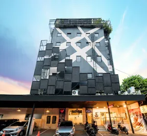 Image of Infiniti Hotel