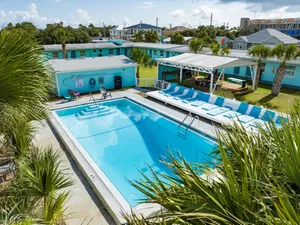 Image of Bahama Breeze Suites