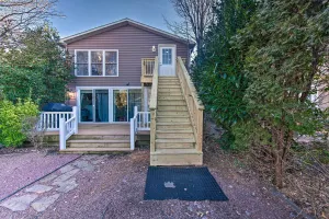 Image of Central Hummelstown Apt 4 Miles to Hershey Park!