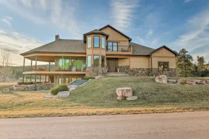 Image of Bella Greens Spacious Sturgis Home with Large Deck