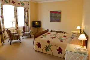Image of Green Hotel