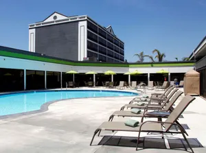 Image of Radisson Hotel Oakland Airport