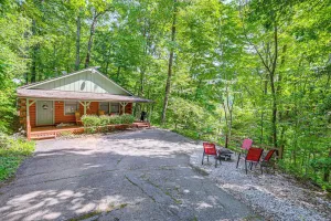 Image of Cabin w/ Hot Tub, Near Smoky Mountains Natl Park!