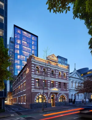 Image of Lanson Place Parliament Gardens