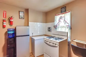 Image of HBG Apt ~ 3 Mi to Downtown & River!