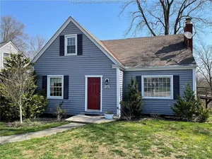 Image of Quaint, Comfy, Close & Convenient