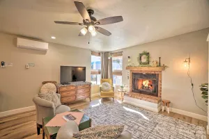 Image of Williams Studio on Famous Route 66 With Fireplace!
