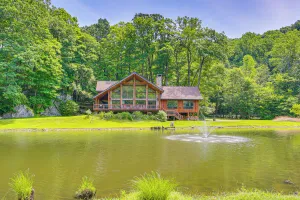 Image of Secluded Cabin with Boats Less Than 6 Mi to Jenny Jump!