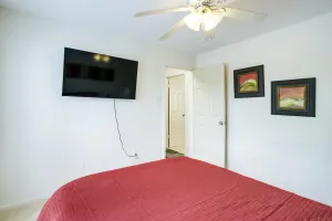 Image of Spacious Houston Home w/ Patio, Grill & Fireplace!