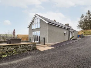Image of Hen Dy Bryn Mawndy