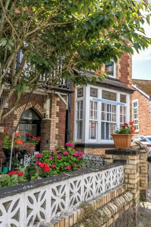 Image of Park View R & R - Adult Only - Self-Catering - Free Parking - EV Point