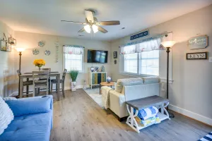 Image of Hampton Home w/ Grill < 1 Mi to Beach!