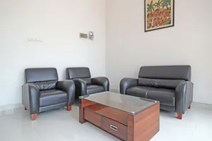 Image of RedDoorz near Hartono Mall 3