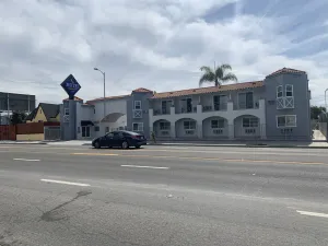 Image of Crescent Inn
