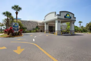 Image of Days Inn by Wyndham Orlando Conv. Center/International Dr