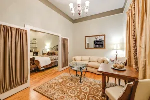 Image of Dtwn Decatur Apt: Walk to Restaurants & Shops