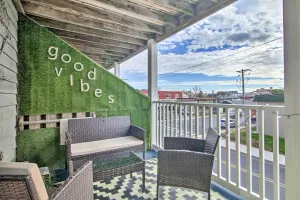 Image of Central Studio w/ Deck: Walk to Shops & Dining!