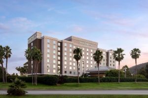 Image of DoubleTree by Hilton San Francisco Airport North Bayfront