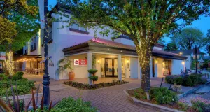 Image of Best Western Plus Palm Court Hotel