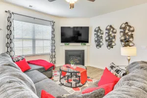 Image of 9 Mi to Old Salem: Spacious Family Home w/ Yard!