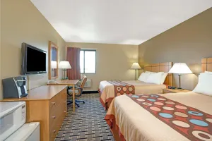 Image of Super 8 by Wyndham Melrose
