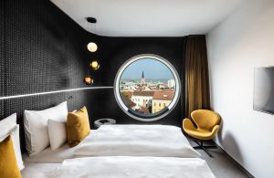 Image of MOOONS Vienna