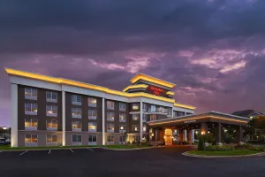 Image of Hampton Inn Holland