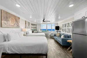 Image of Beachfront Studio Condo - Top Of The Gulf 317