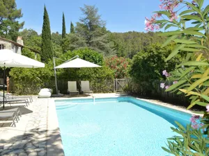 Image of Beautiful Holiday Home With Garden