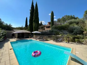 Image of Beautiful Villa Near Village des Vans