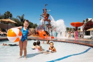 Image of Howard Johnson by Wyndham Anaheim Hotel & Water Playground