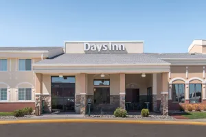 Image of Days Inn by Wyndham Minot