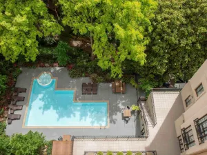 Image of Mantra on Jolimont Melbourne