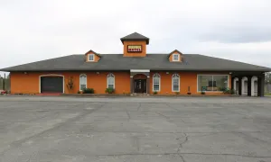Image of Deluxe Inn Motel