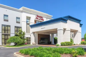 Image of Hampton Inn & Suites Hartford-Manchester
