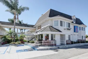 Image of Motel 6-Westminster, CA - North