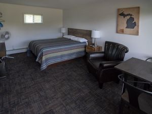 Image of Three Lakes Motel