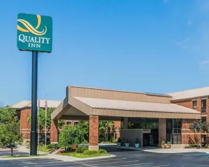 Image of Quality Inn Auburn Hills - Detroit North