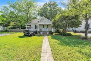 Image of Bungalow Off Floyd St In The Heart Of Covington 3 Bedroom Bungalow