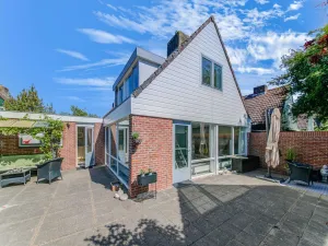 Image of Stylish Family Home With Garden