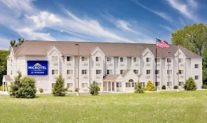 Image of Microtel Inn & Suites by Wyndham Hagerstown by I-81