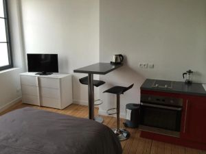 Image of Som-home