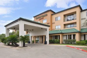 Image of Courtyard by Marriott Beaumont