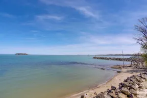 Image of Cozy Middle Bass Island Getaway On Lake Eerie!